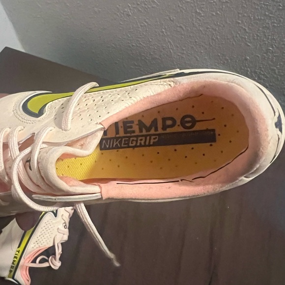 Nike Soccer Cleats Tiempo Legend 9 Elite FG Lucent Pack Authentic - Picture 7 of 9